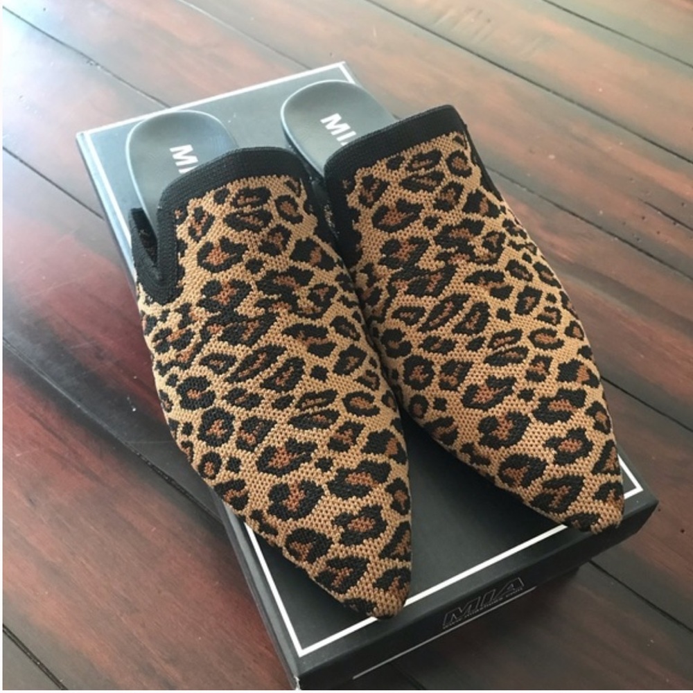 New in box. MIA Knit Leopard Mule. Size 8.5